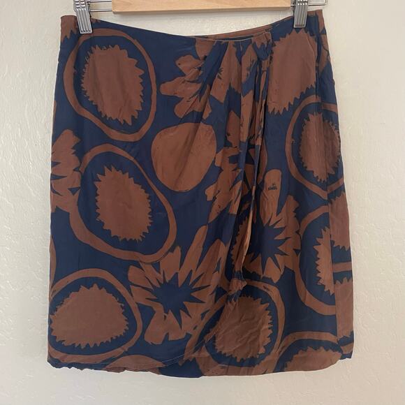 Vintage Saks Fifth Avenue 100% Silk Wrap Skirt Womens Size Medium Mini - Picture 1 of 4